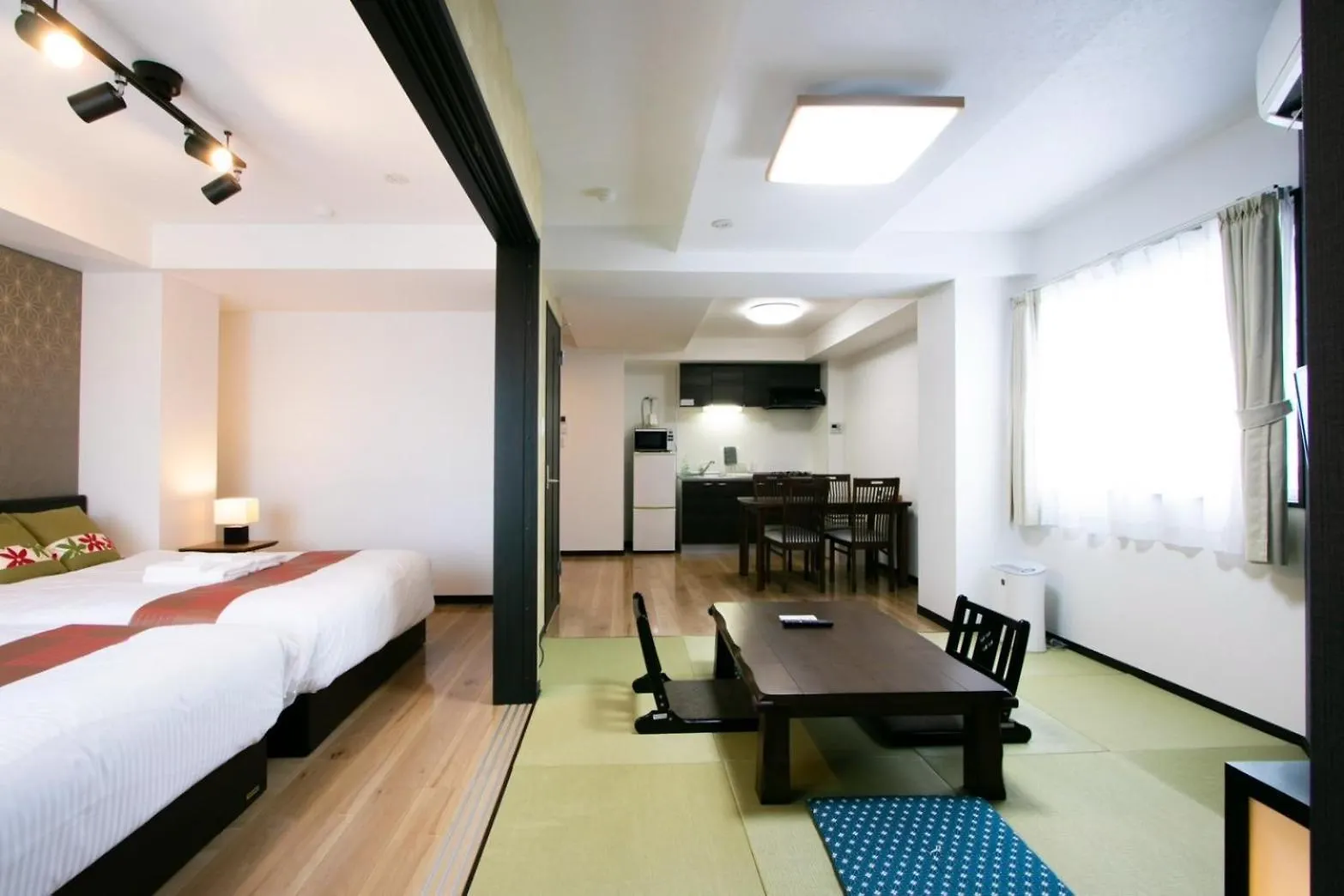 Randor Residence Tokyo Annex 4*,  Japan